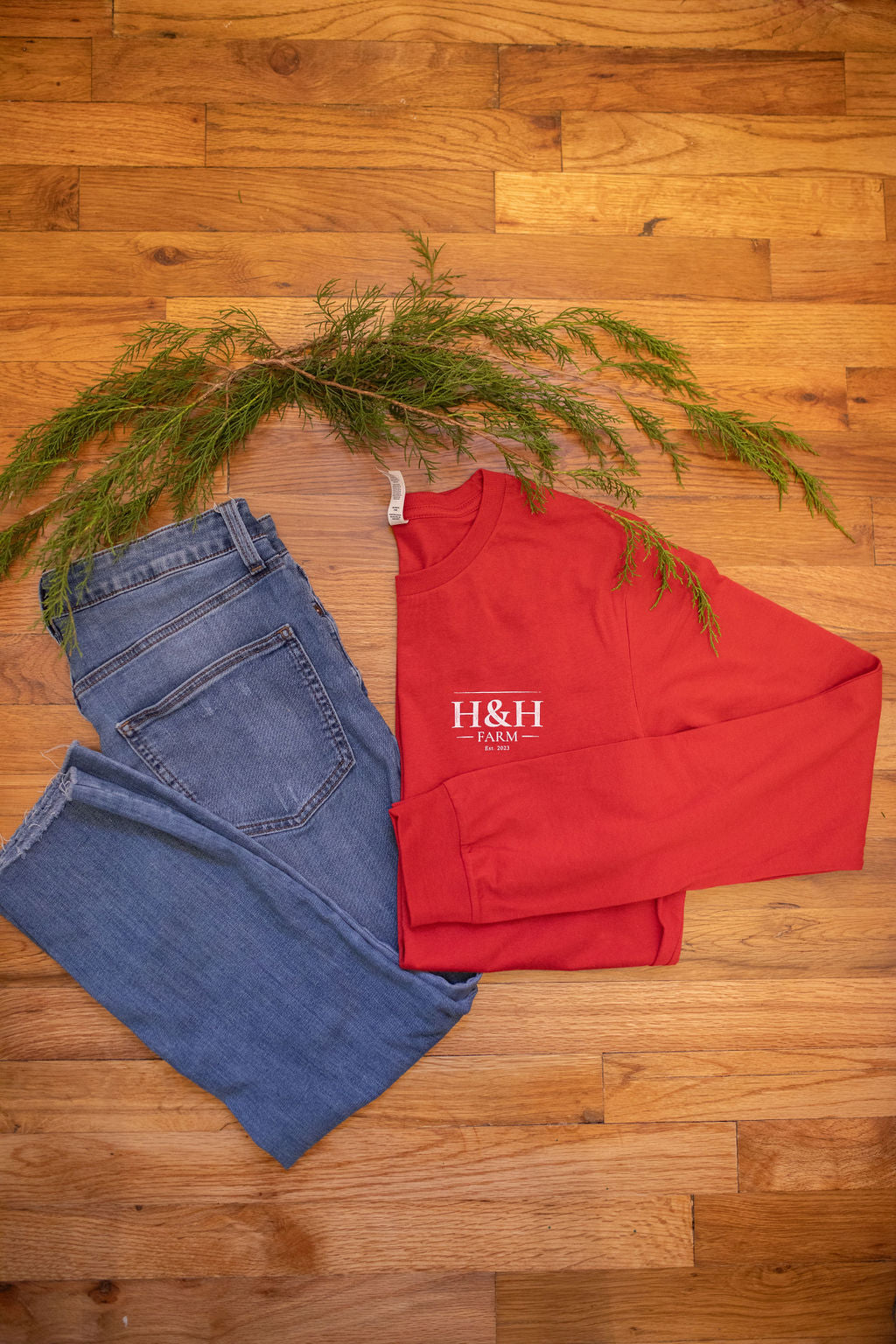 Red Long Sleeve Circle Logo t-shirt
